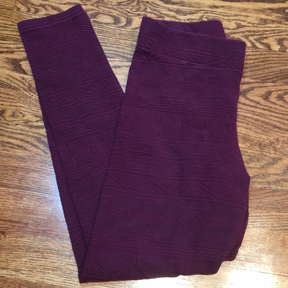 American eagle maroon leggings (size:M)